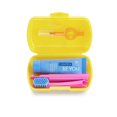 73360638_productshot_travel_set_yellow_open