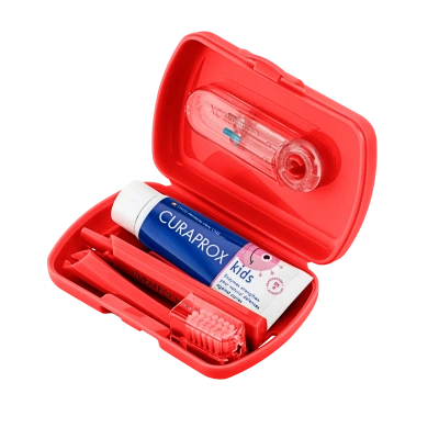 73360804_productshot_travel_set_kids_travel_set_red_open_side