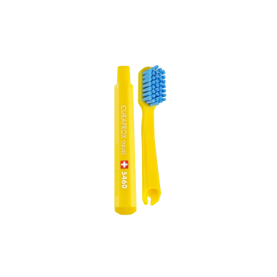 productshot_travel_set_toothbrush_yellow_sidebyside_1